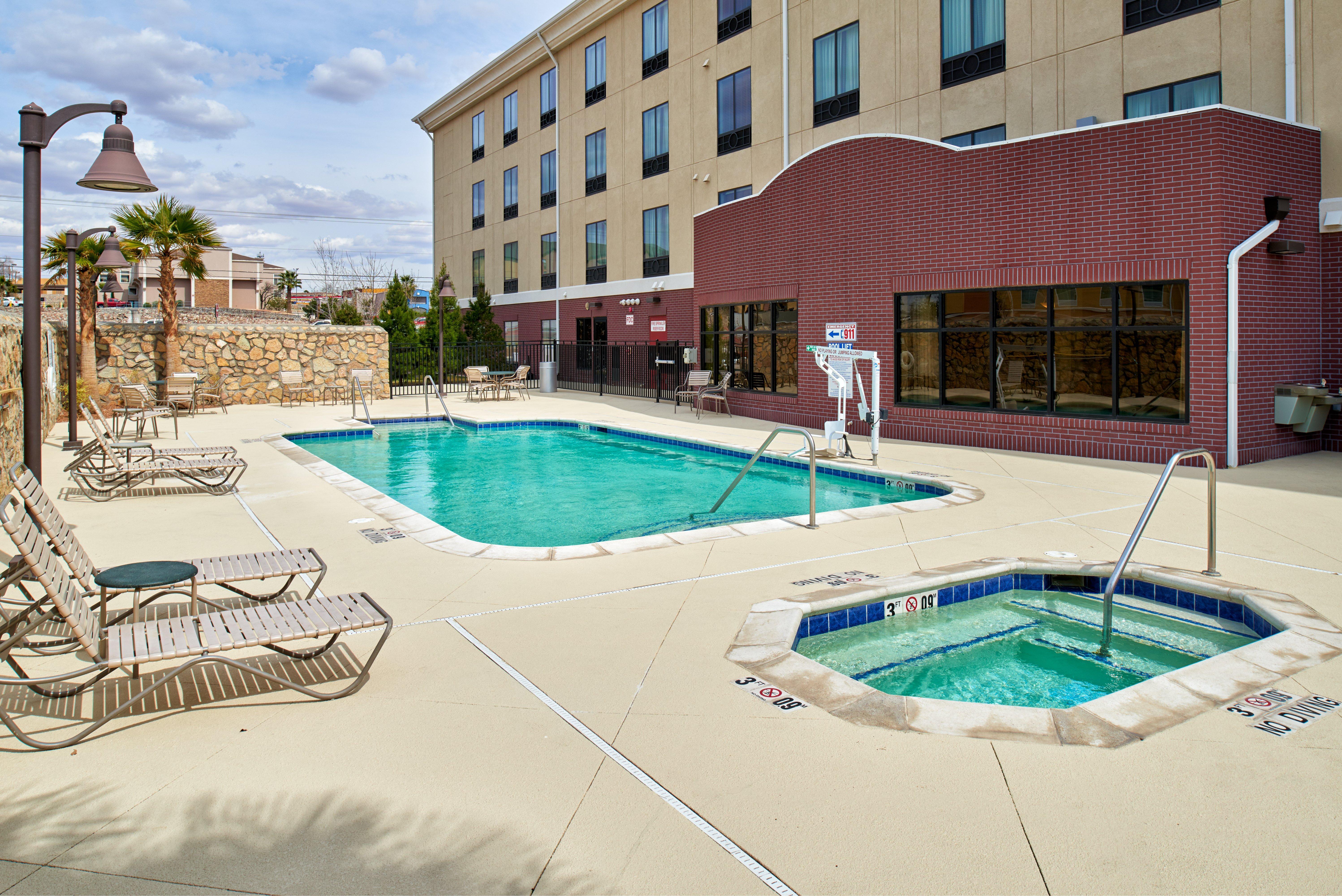 Holiday Inn Express & Suites El Paso Airport By Ihg Kültér fotó